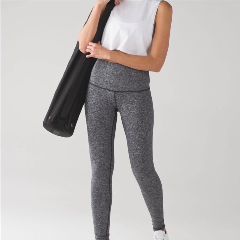 LULULEMON HEATHERED GREY WUNDER UNDER LEGGINGS